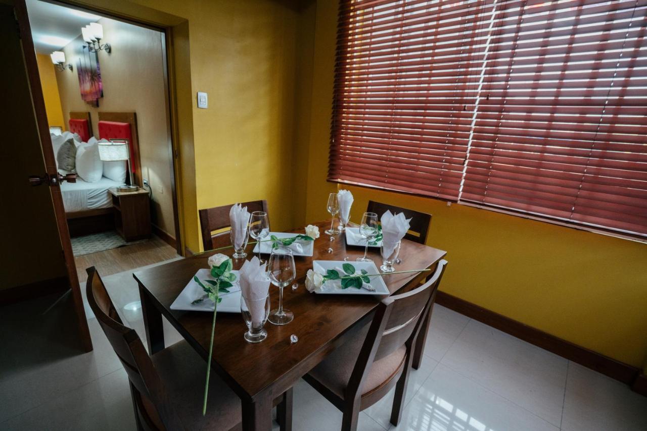 Runway Hotel Piarco Ngoại thất bức ảnh
