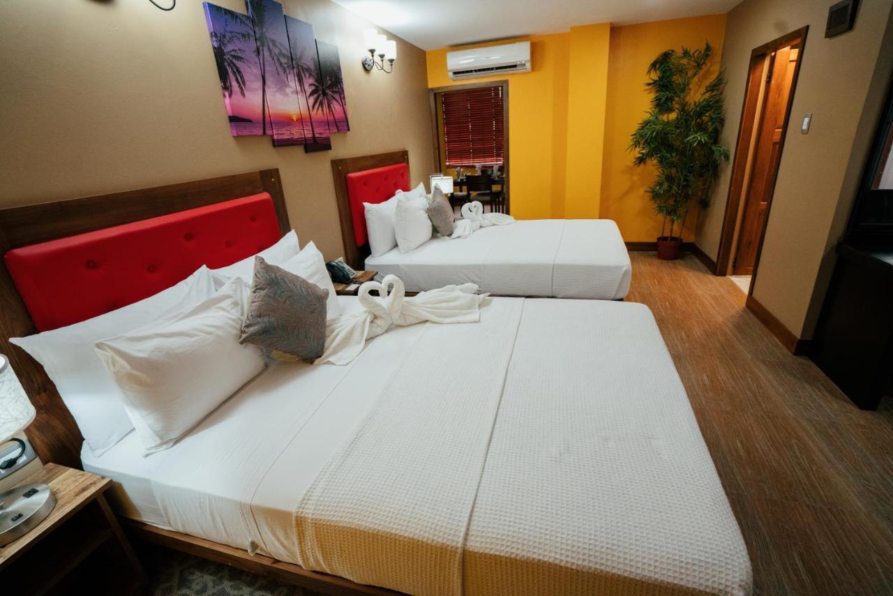 Runway Hotel Piarco Ngoại thất bức ảnh